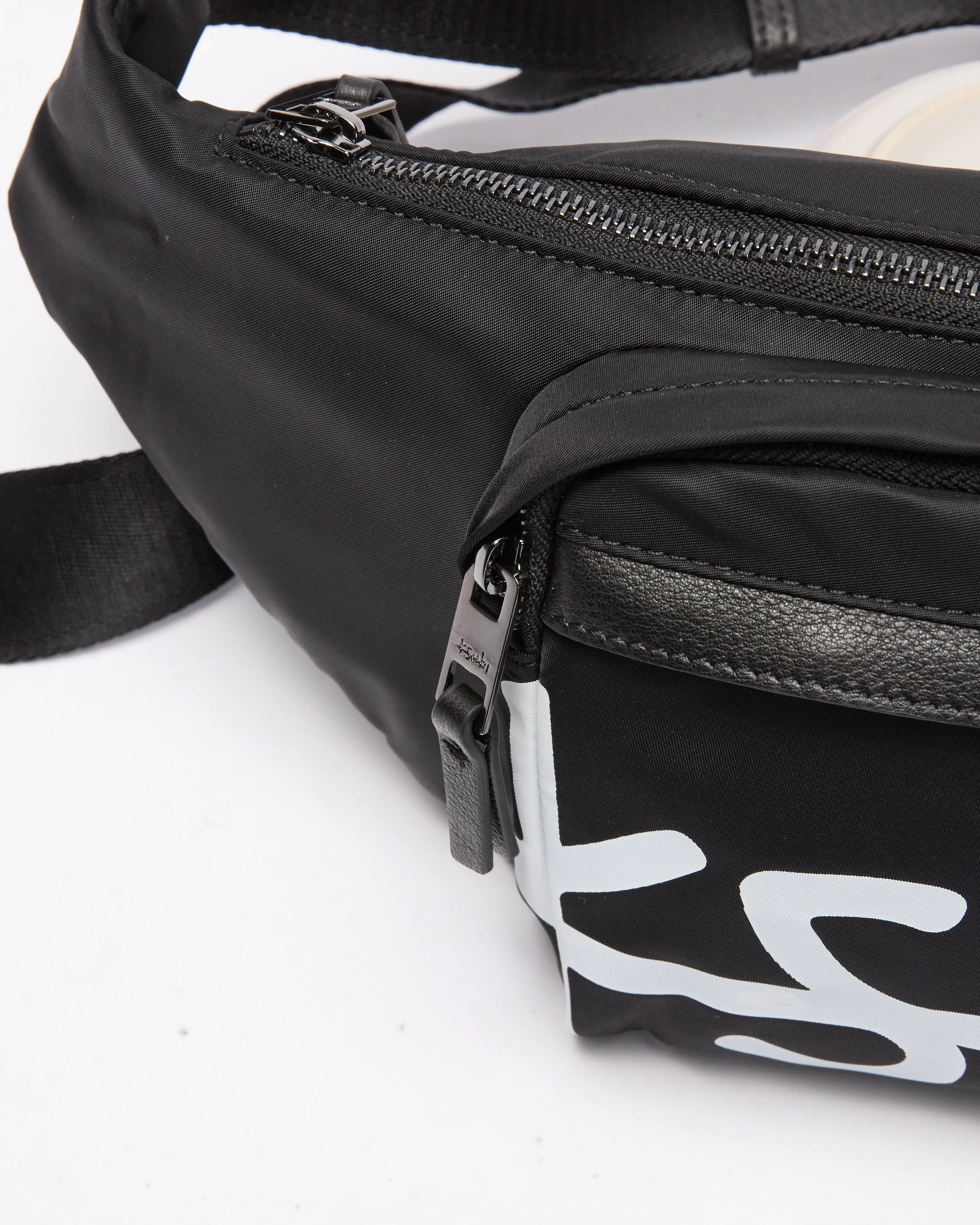 1999 NYLON STASH BAG - Image 5