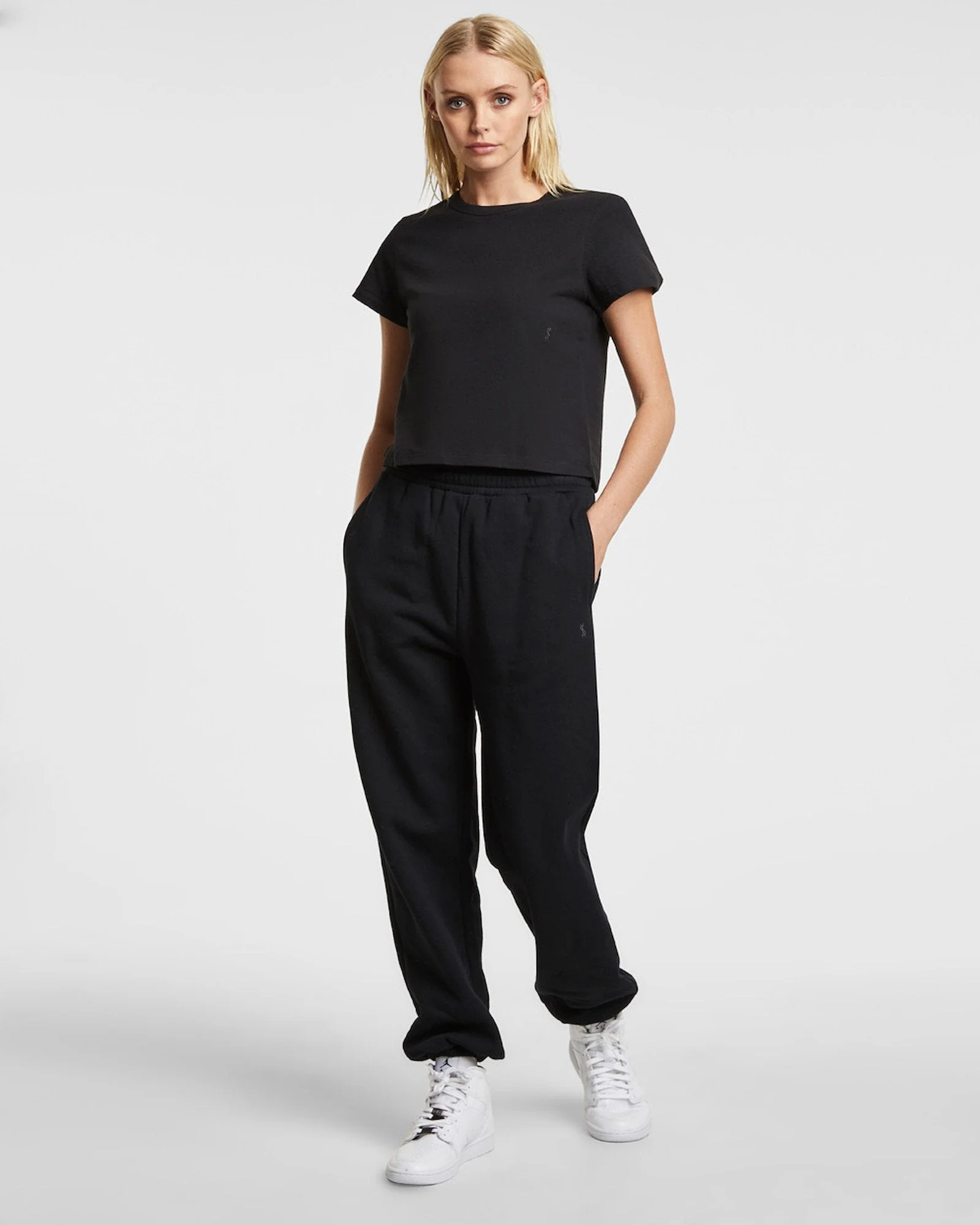 3 X 4 TRAK JET BLACK - Image 2