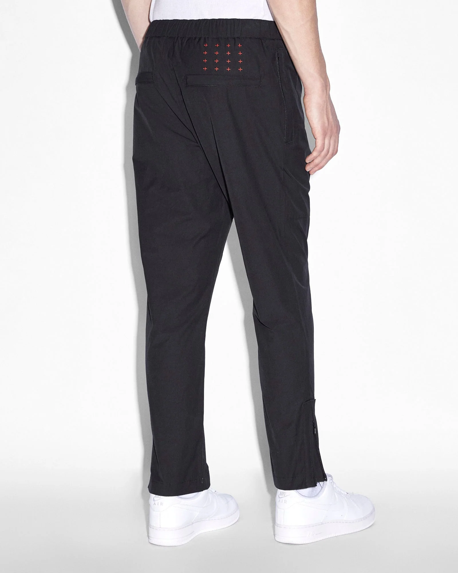 AXIOM PANT BLACK RED - Image 3