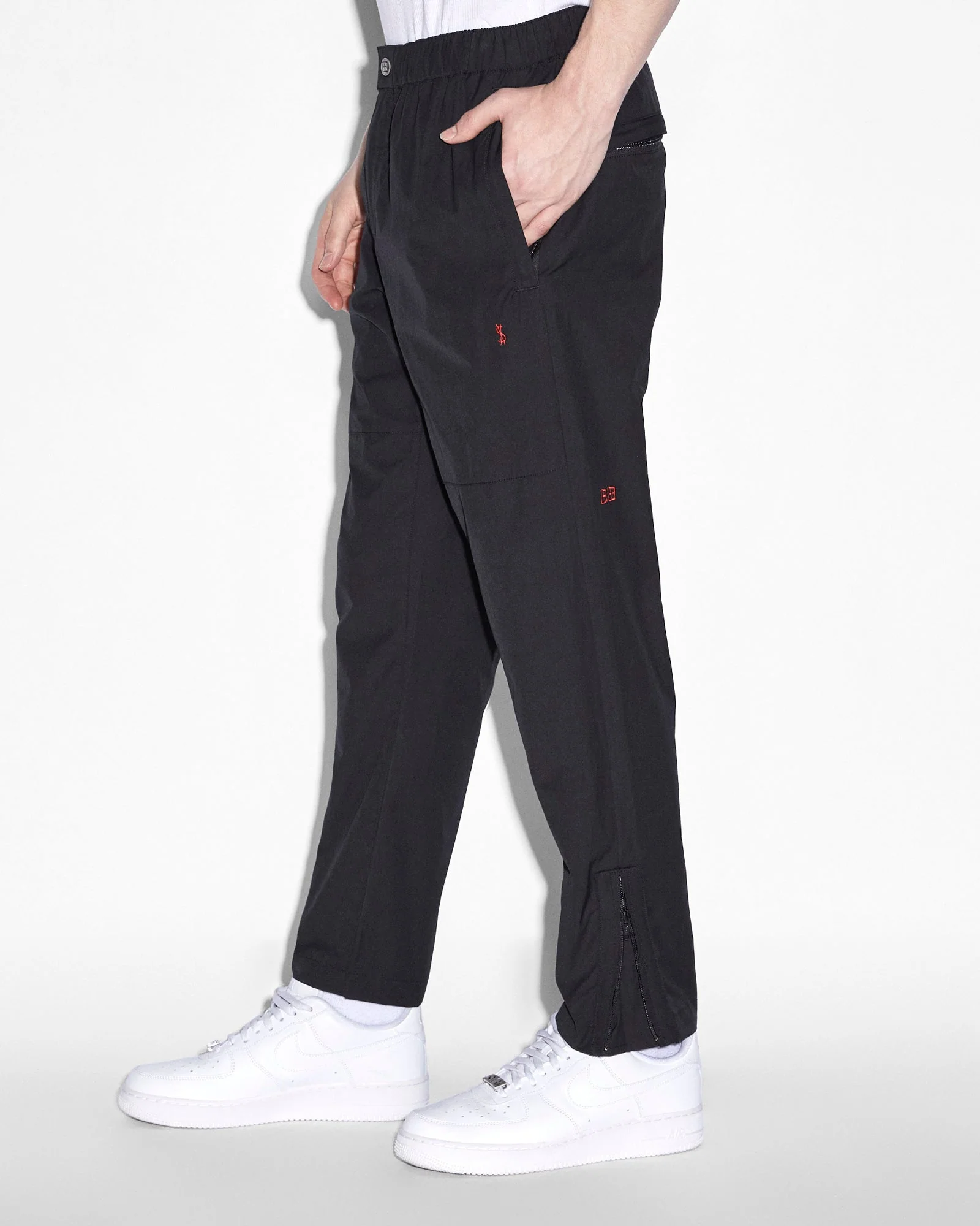AXIOM PANT BLACK RED - Image 4