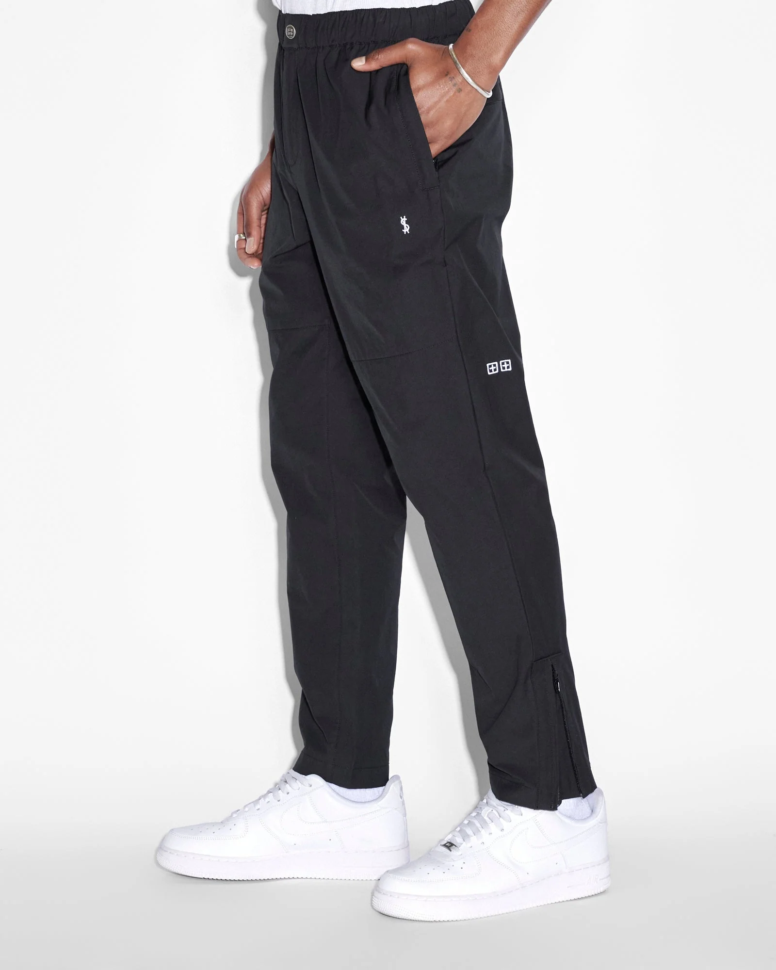 AXIOM PANT JET BLACK - Image 4