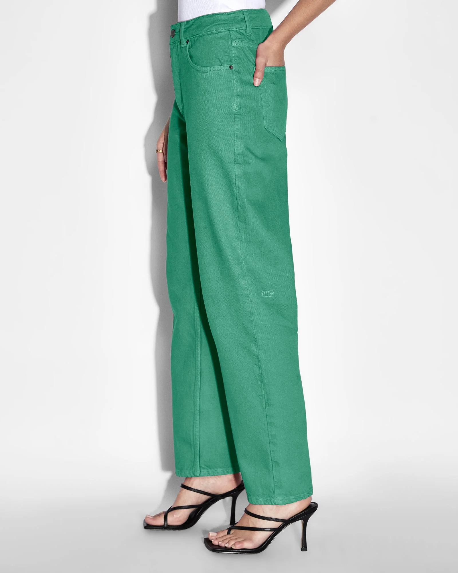 BROOKLYN JADE - Image 5