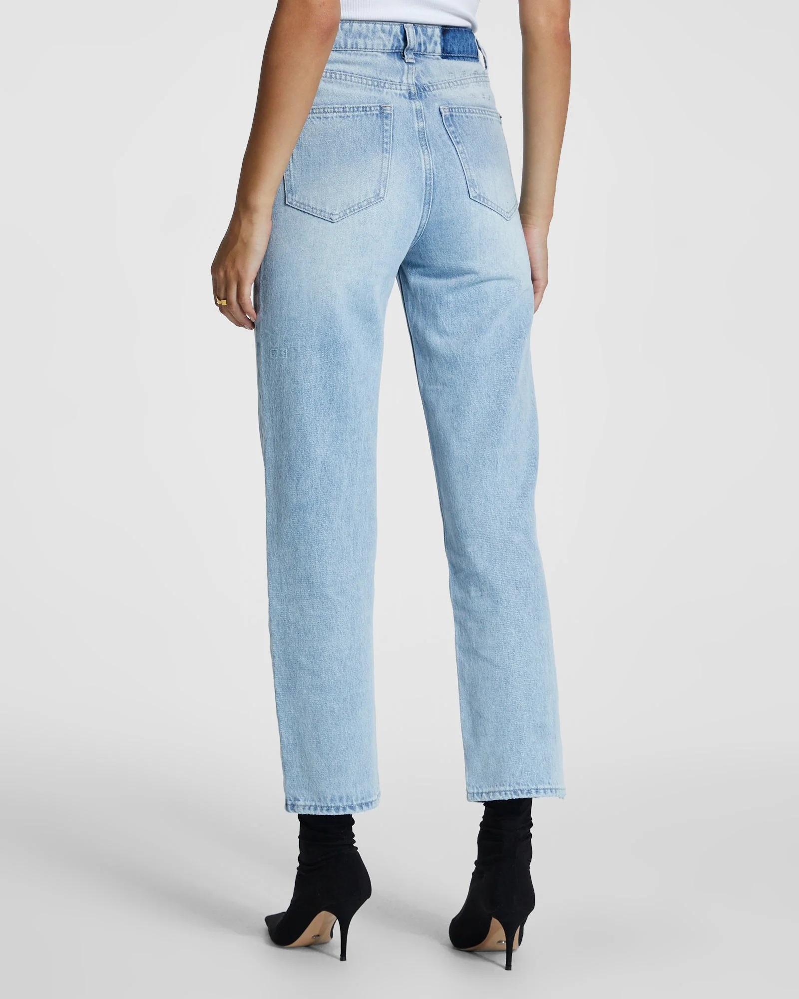 BROOKLYN JEAN SENSE - Image 4