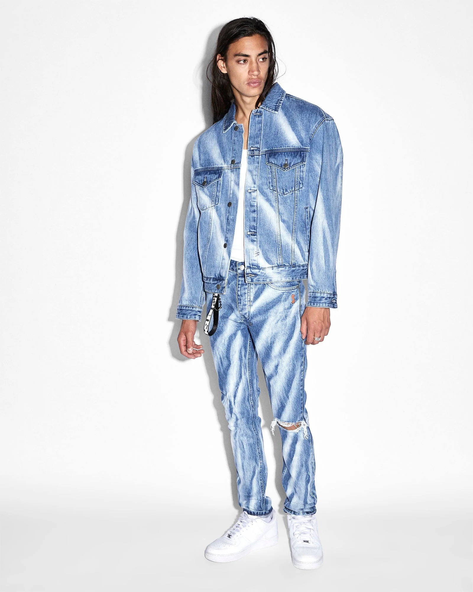 CHITCH KAOS - Image 3