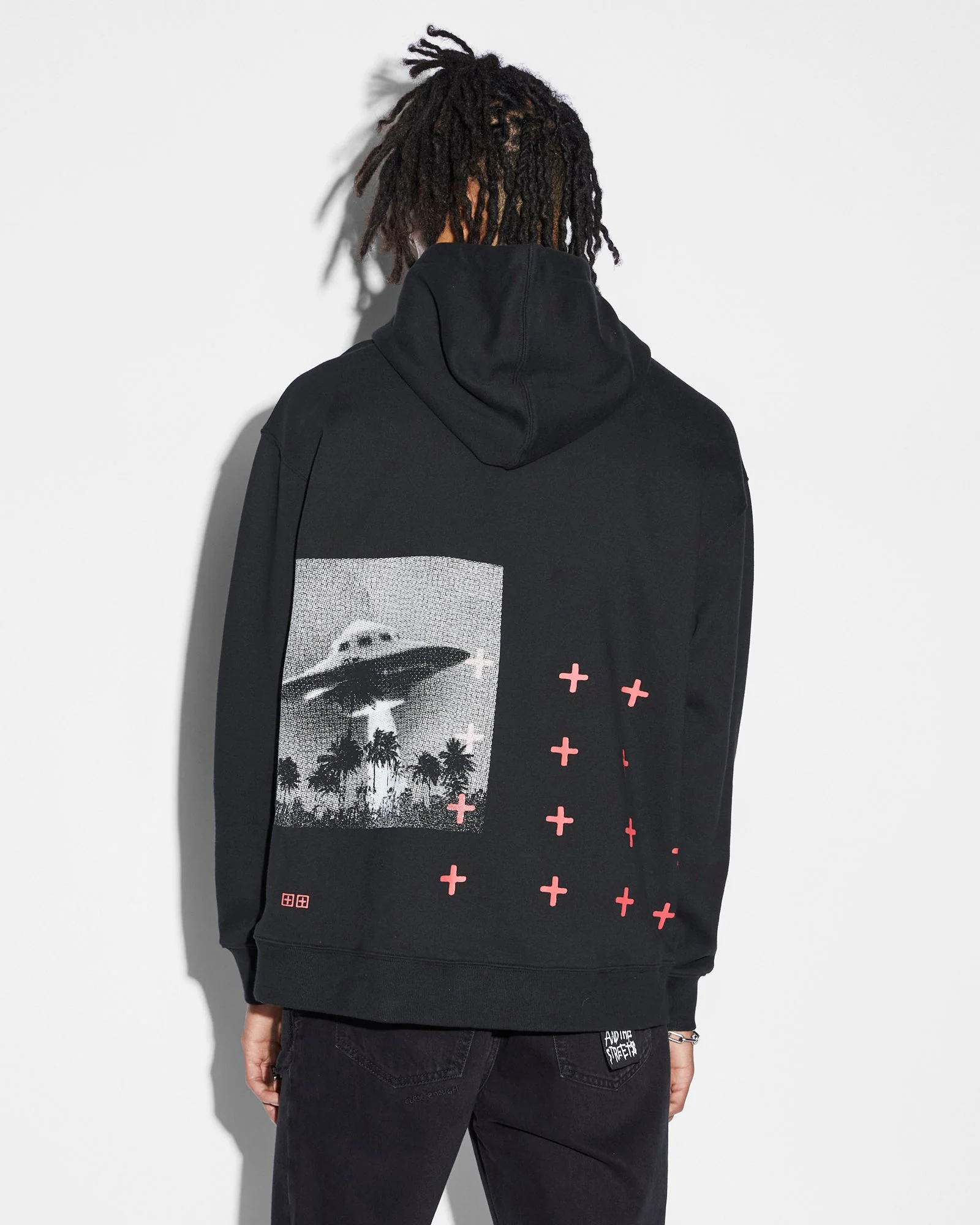 CONSPIRACY BIGGIE HOODIE JET BLACK - Image 2