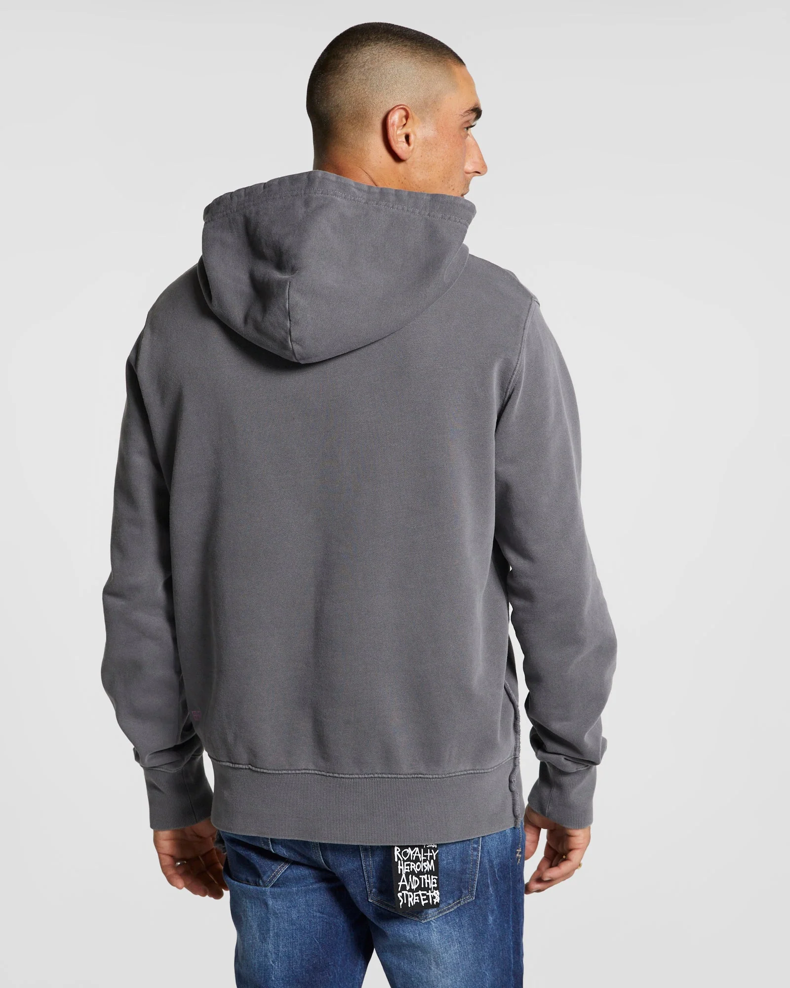 DERANGED KASH HOODIE CHARCOAL - Image 3