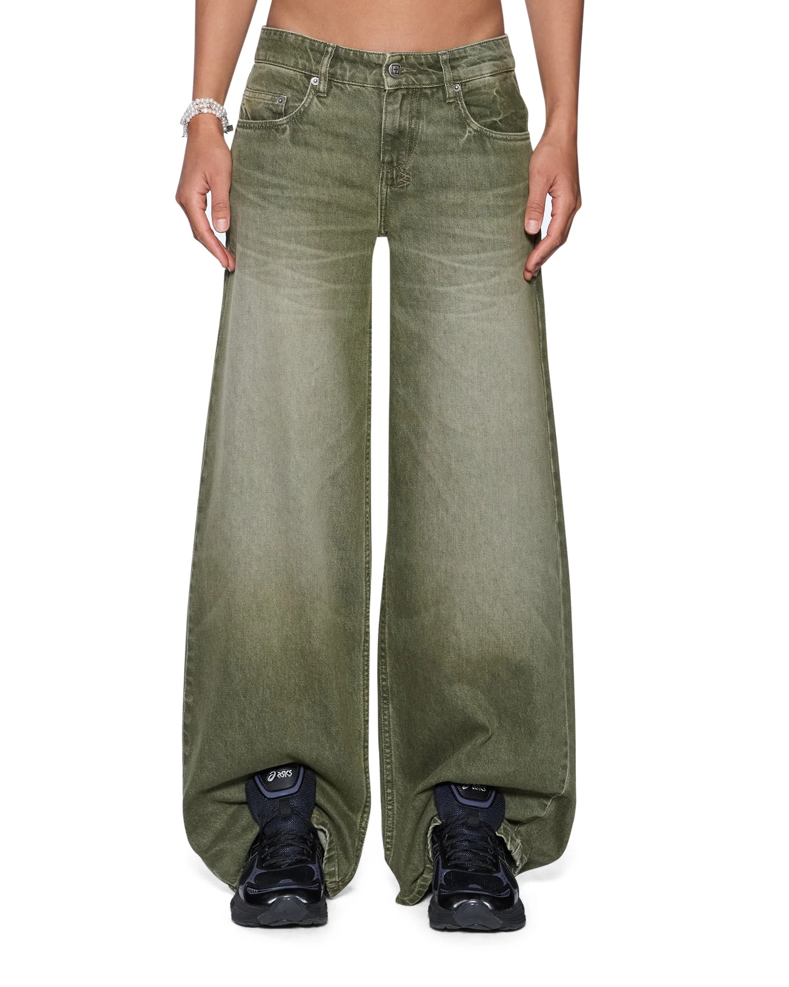 DROPOUT LOW RISE JEAN MILITANT GREEN