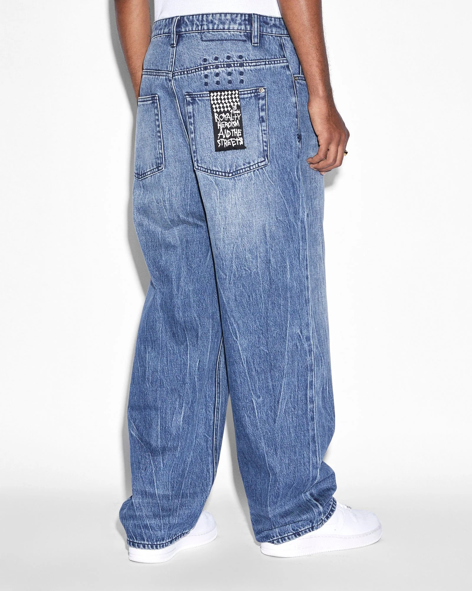 MAXX BLUUU - Image 3