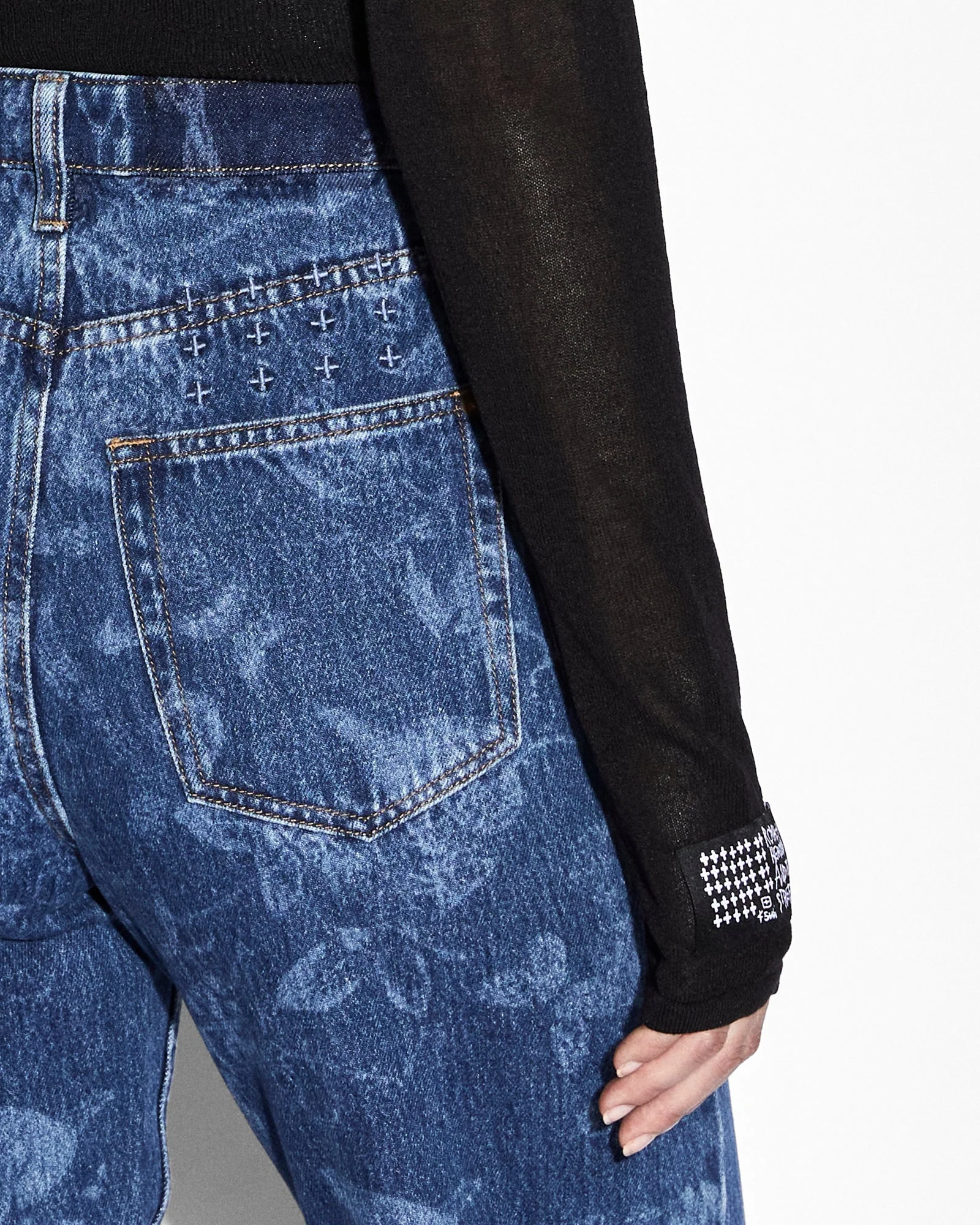 ULTRA KNIT TOP BLACK - Image 4