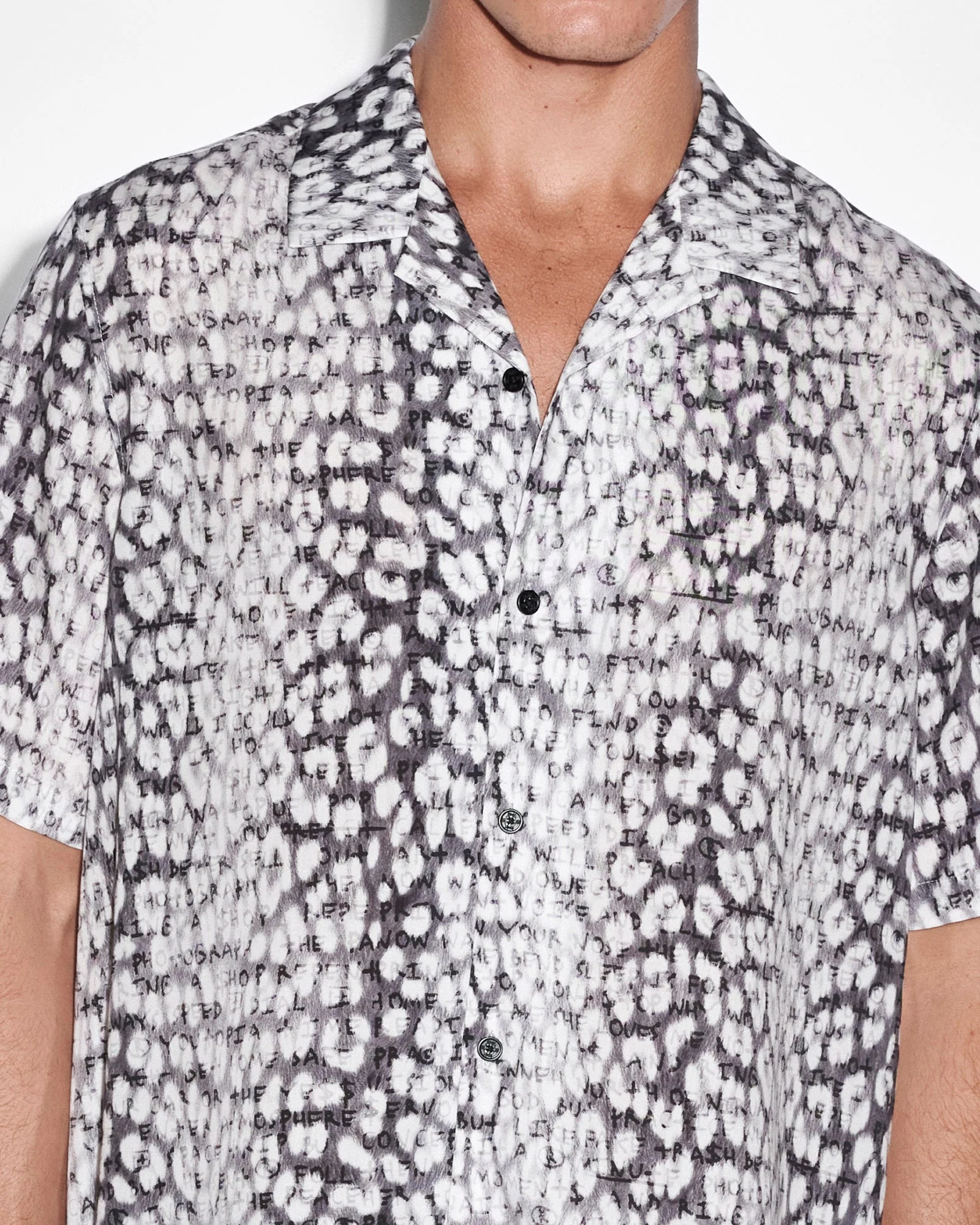 WHITENOISE LEOPARD RESORT SS SHIRT MULTI - Image 6